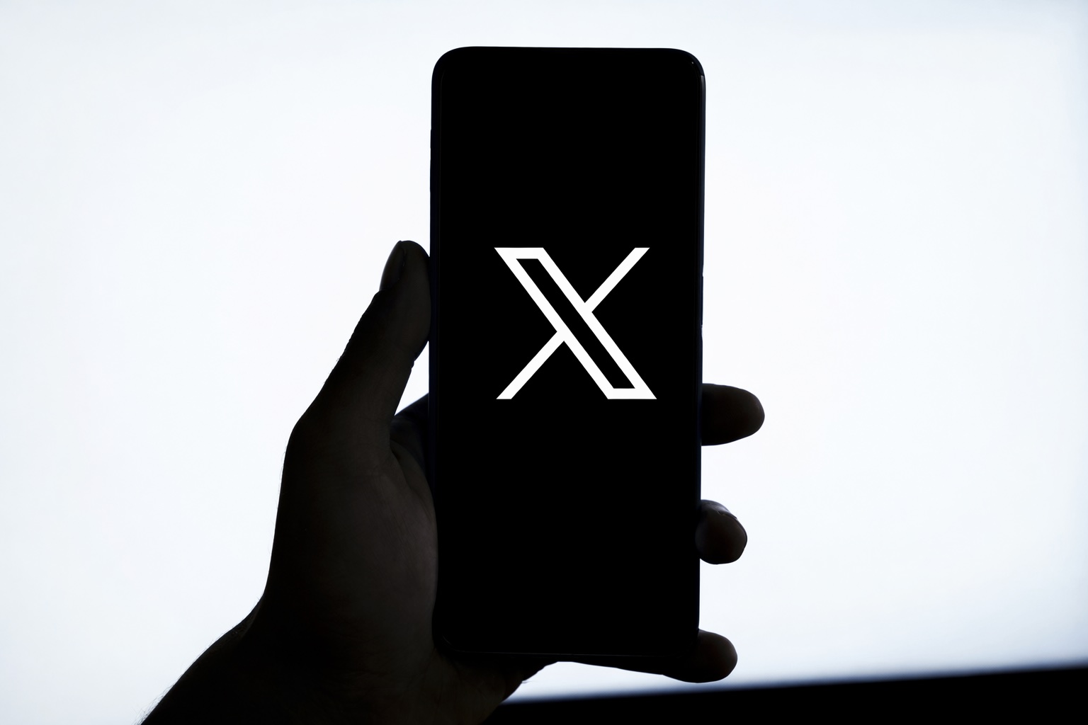 X Introduces Smart Cashtags Following Crypto Criticism